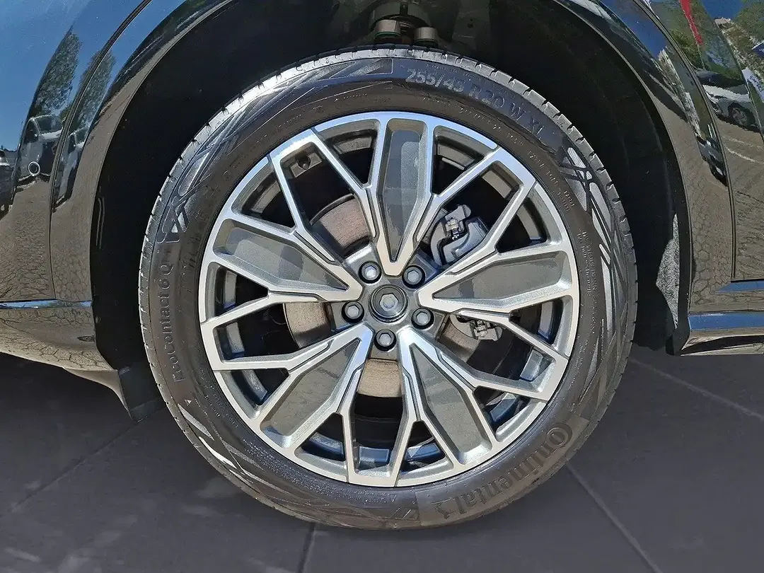 Audi Q5 - Thumbnail 9