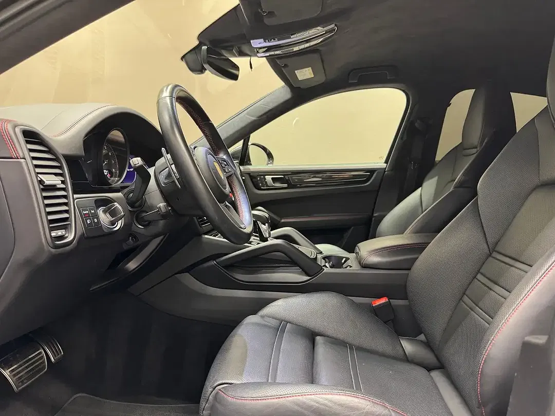Porsche Cayenne - Thumbnail 12