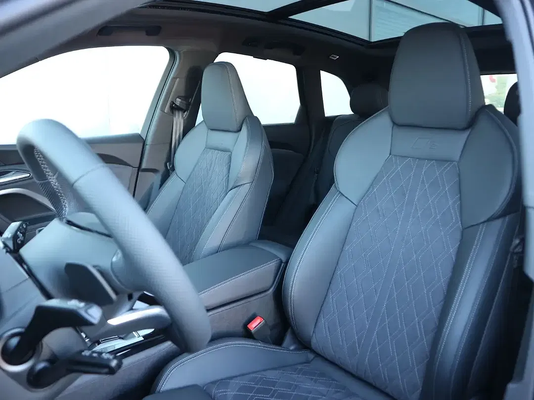 Audi SQ5 - Thumbnail 6