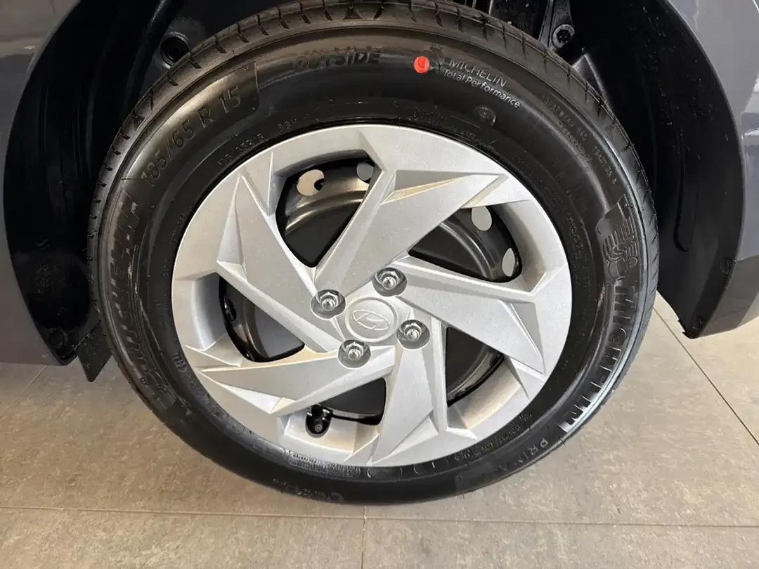 Hyundai i20 - Thumbnail 5