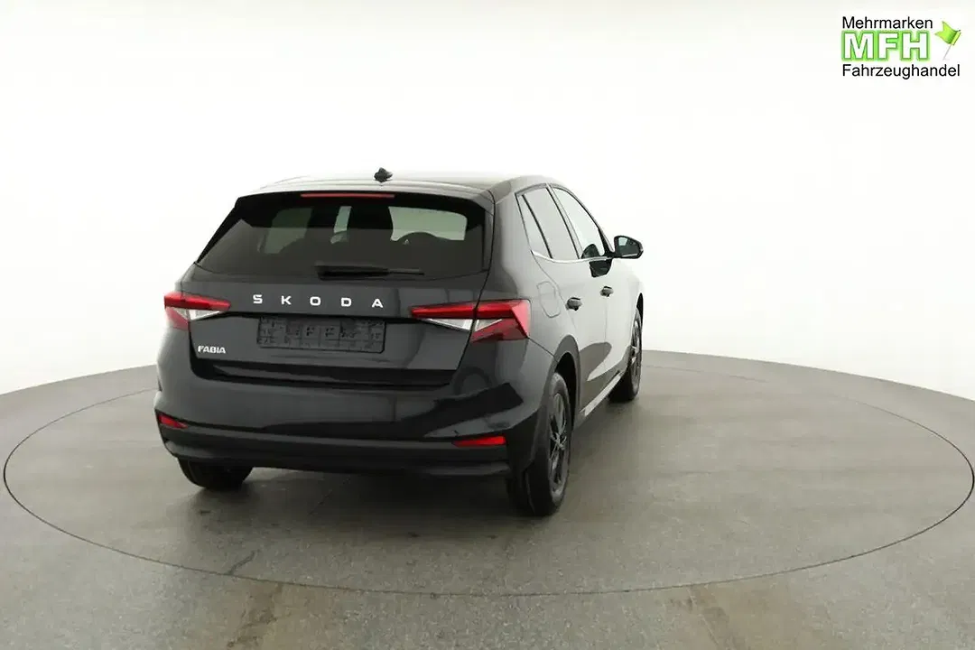 Skoda Fabia - Thumbnail 14
