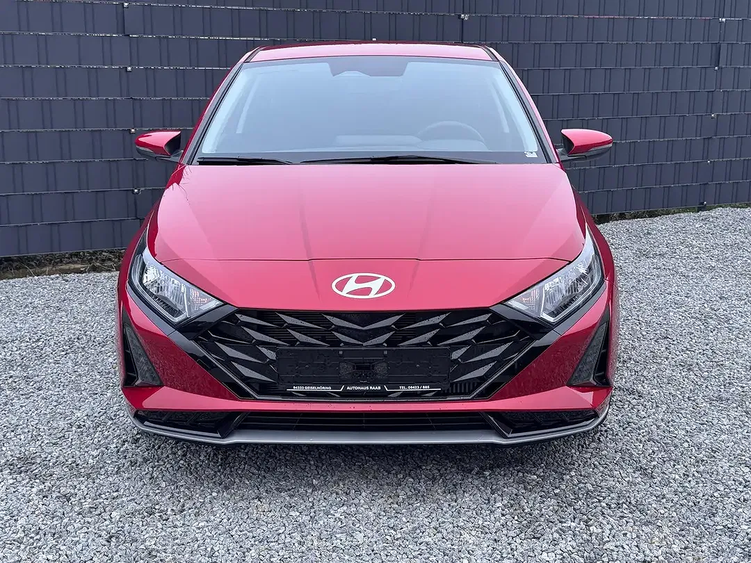 Hyundai i20 - Thumbnail 3