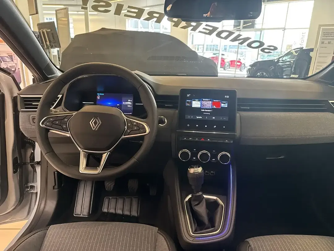 Renault Clio - Thumbnail 14