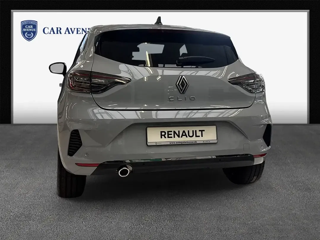 Renault Clio - Thumbnail 4