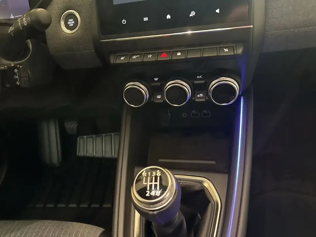 Renault Clio - Thumbnail 8