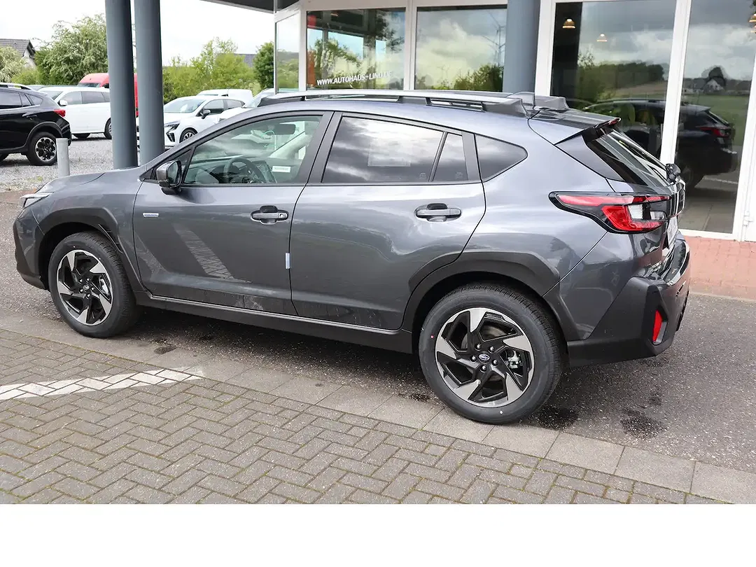 Subaru Crosstrek - Thumbnail 6