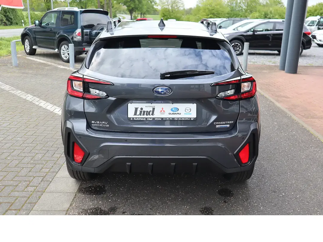 Subaru Crosstrek - Thumbnail 7