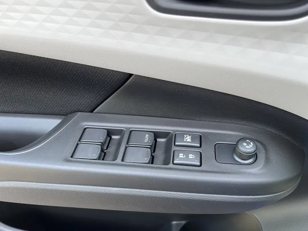 Suzuki Swift - Thumbnail 18