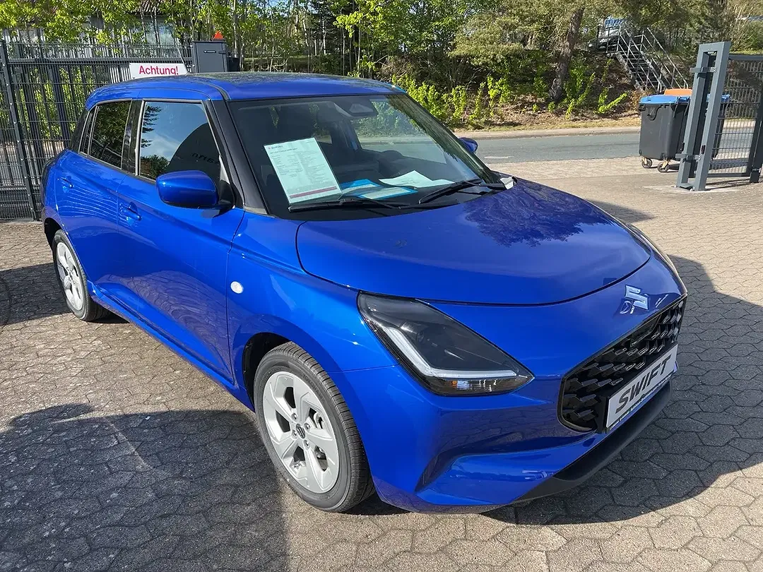Suzuki Swift - Thumbnail 4