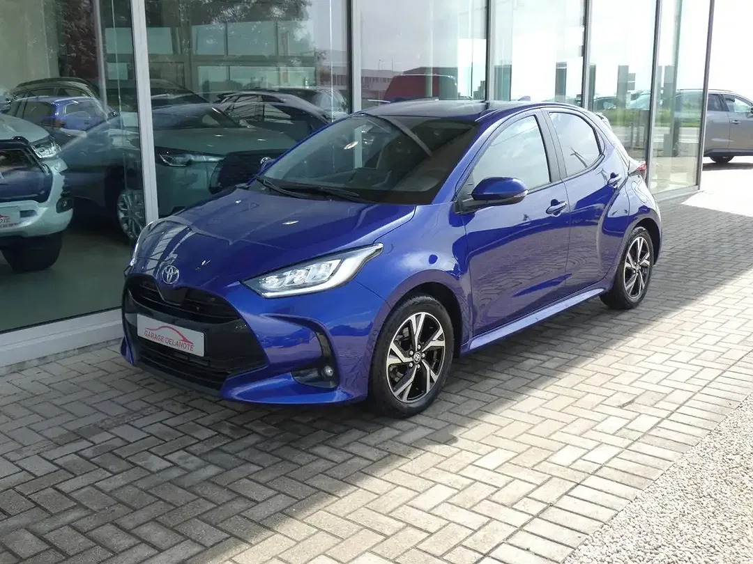 Toyota Yaris - Thumbnail 9