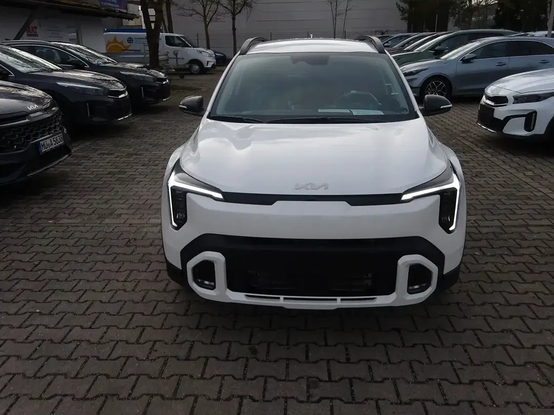 Kia Stonic - Thumbnail 2
