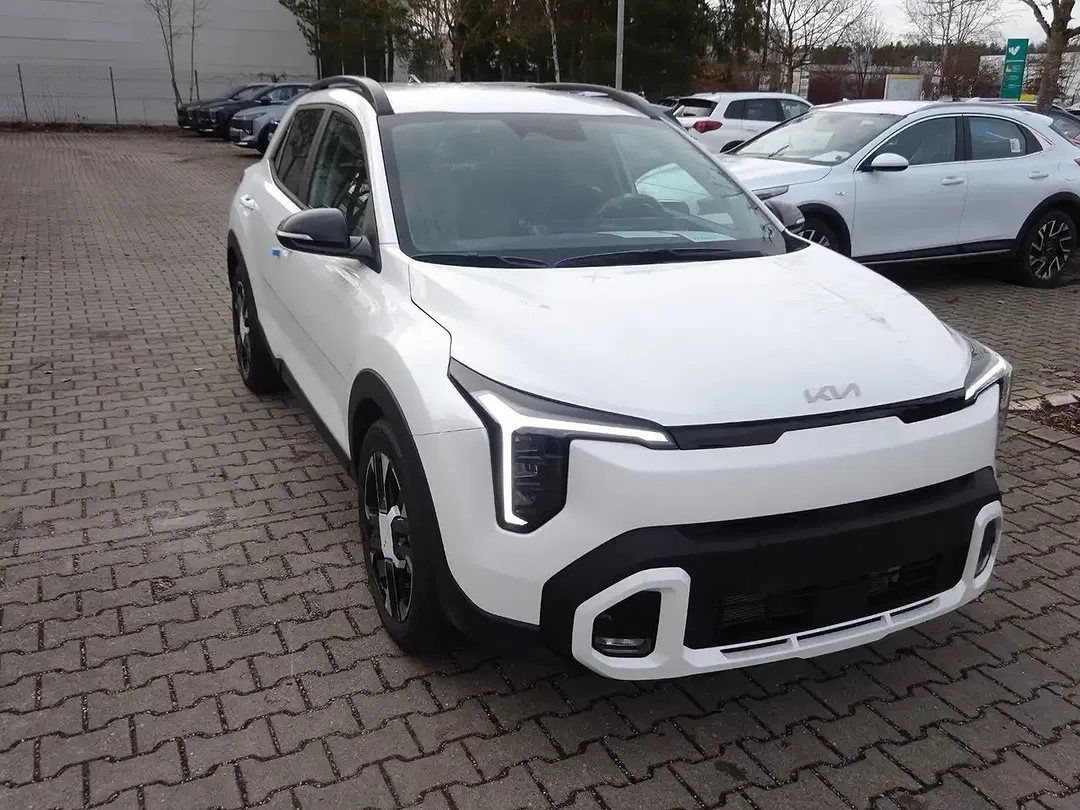 Kia Stonic - Thumbnail 3
