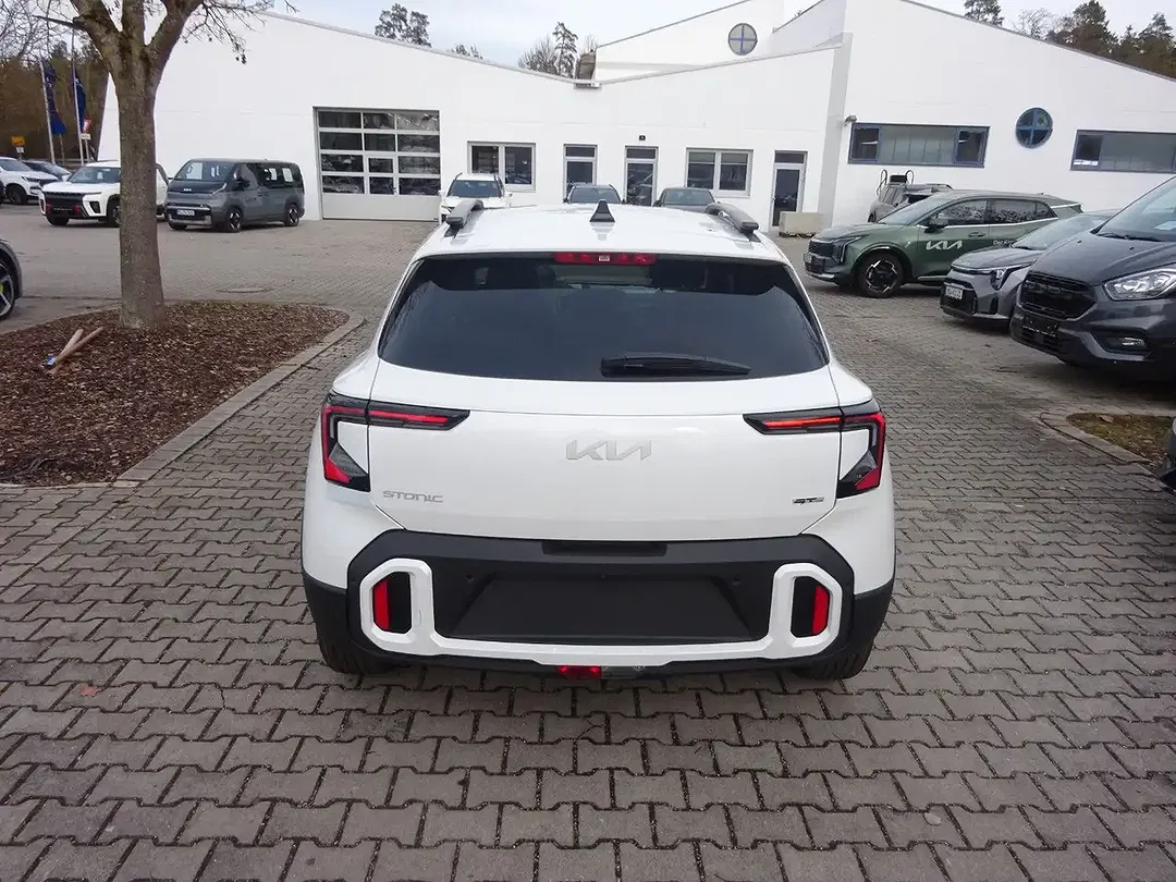 Kia Stonic - Thumbnail 6