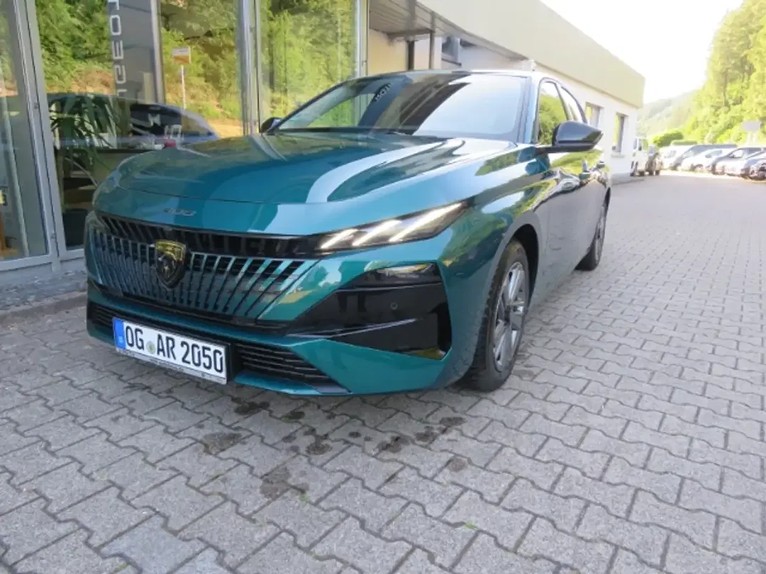 Peugeot 308 - Thumbnail 1