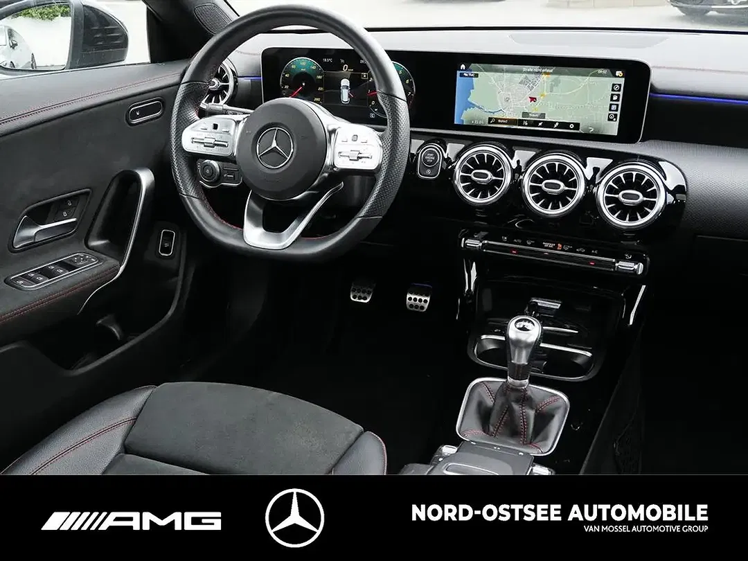 Mercedes-Benz CLA 200 - Thumbnail 9