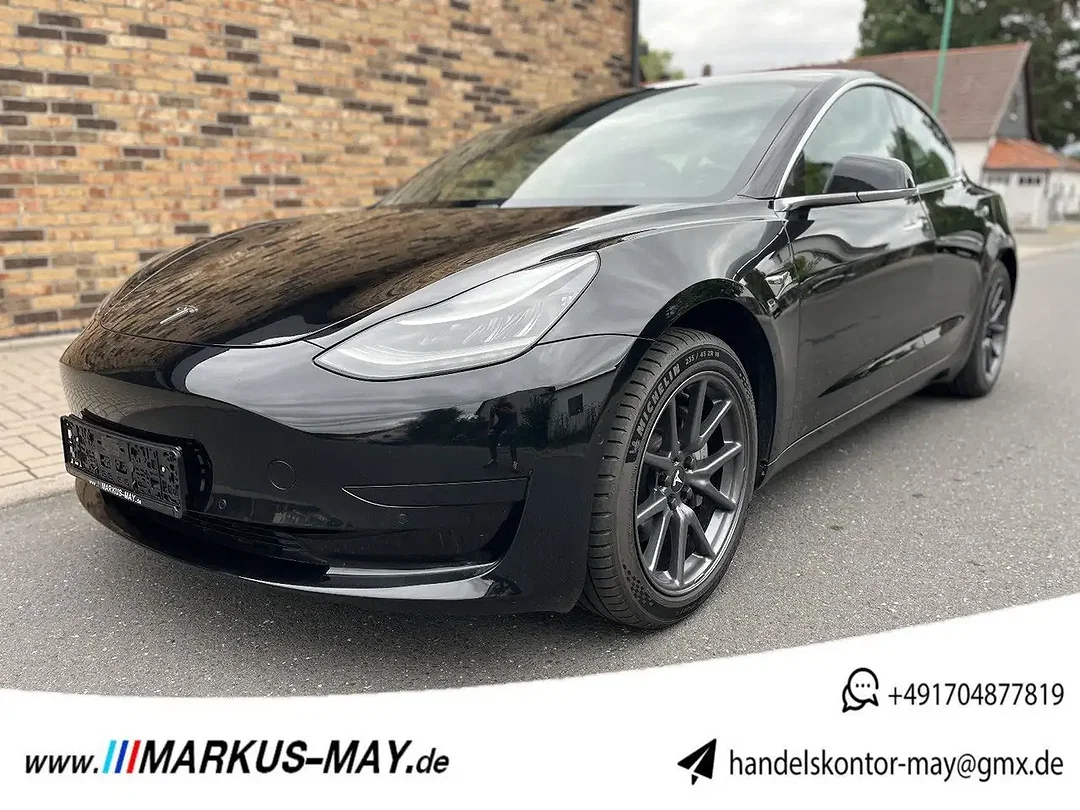 Tesla Model 3 - Afbeelding 1