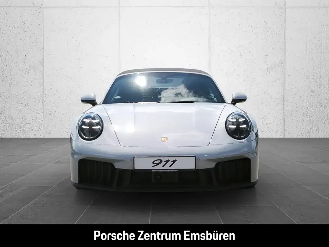 Porsche 992 - Thumbnail 10