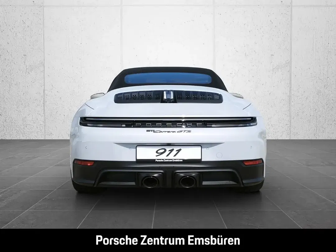 Porsche 992 - Thumbnail 6