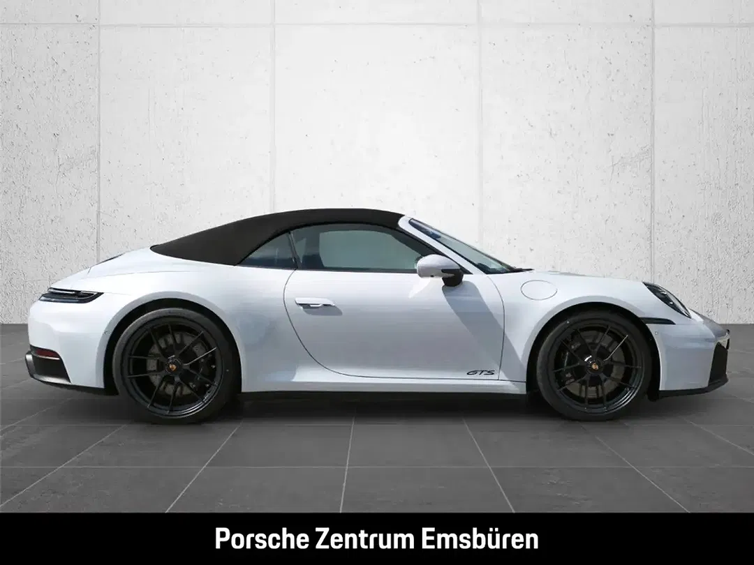 Porsche 992 - Thumbnail 8