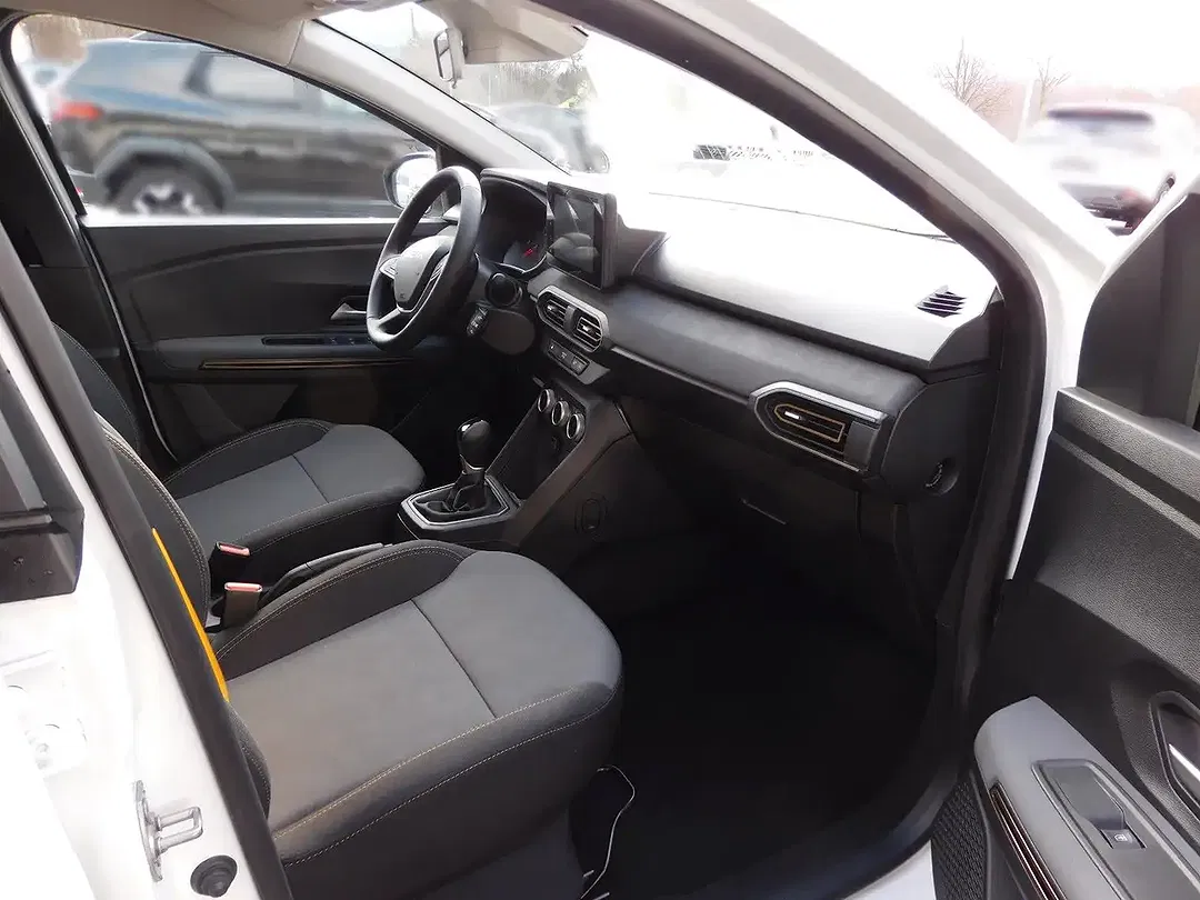 Dacia Sandero - Thumbnail 11
