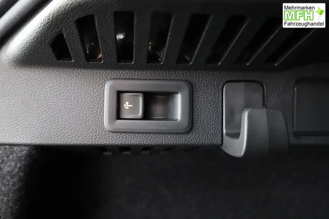 Skoda Kamiq - Thumbnail 13