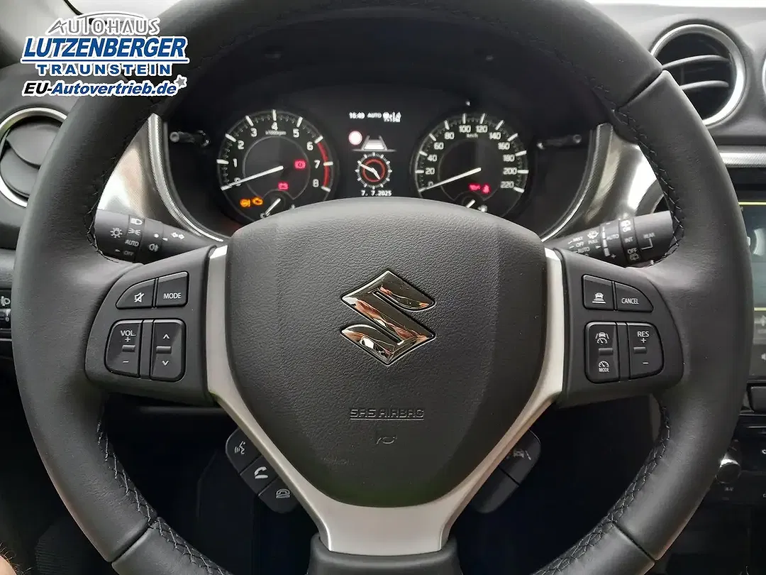 Suzuki Vitara - Thumbnail 10