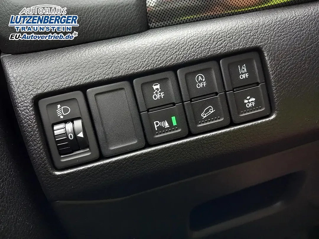 Suzuki Vitara - Thumbnail 11