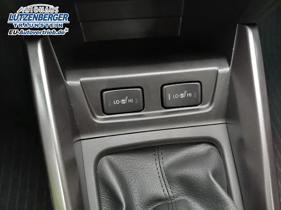 Suzuki Vitara - Thumbnail 12