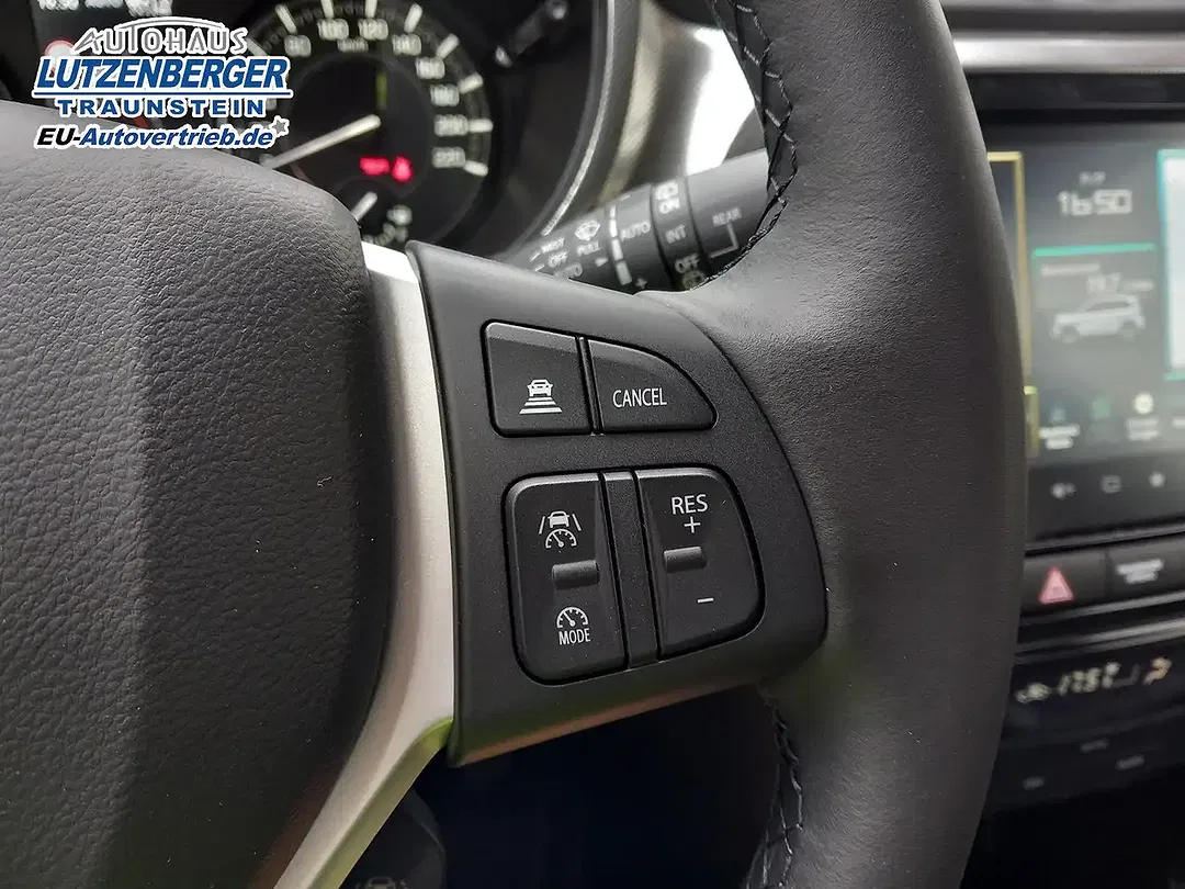 Suzuki Vitara - Thumbnail 14