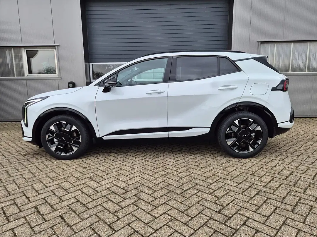Kia Sportage - Thumbnail 2