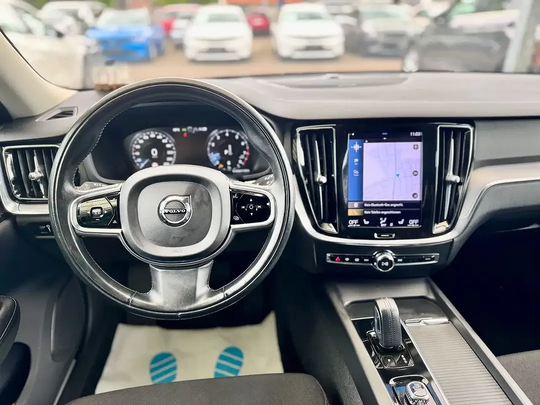 Volvo V60 - Thumbnail 9