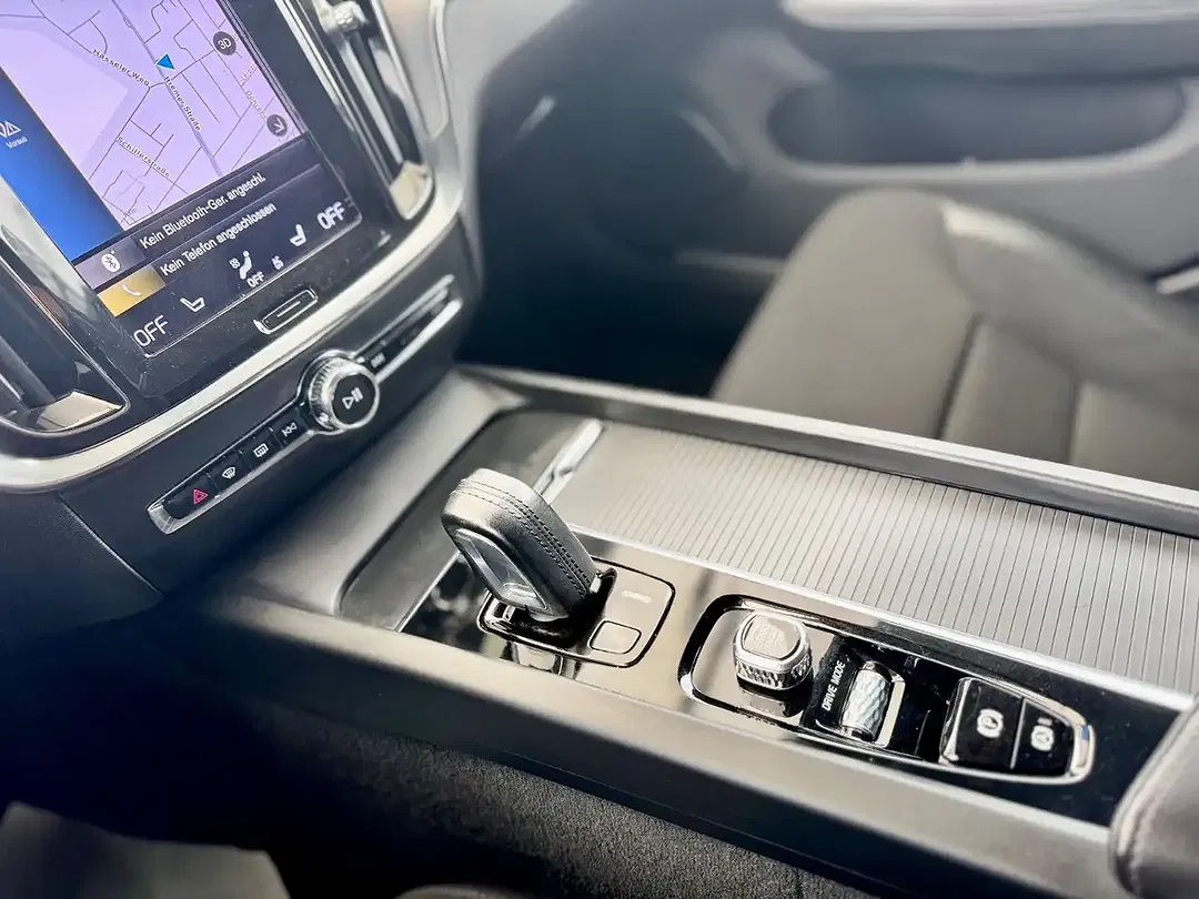Volvo V60 - Thumbnail 11