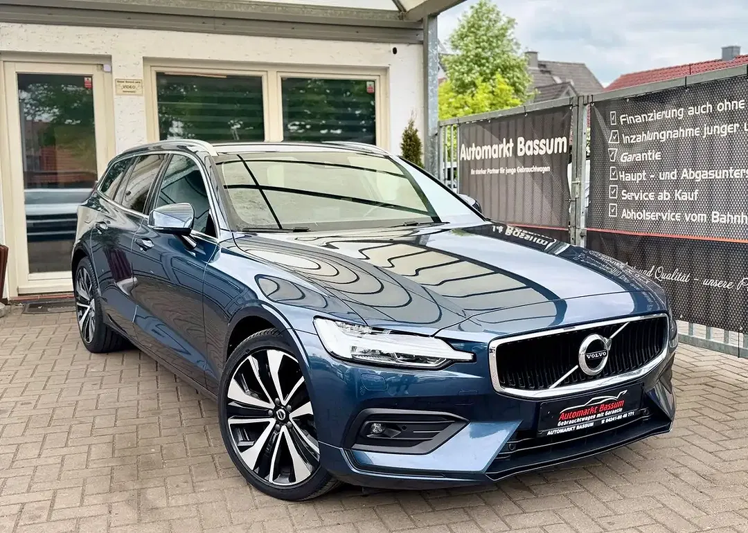 Volvo V60 - Thumbnail 3