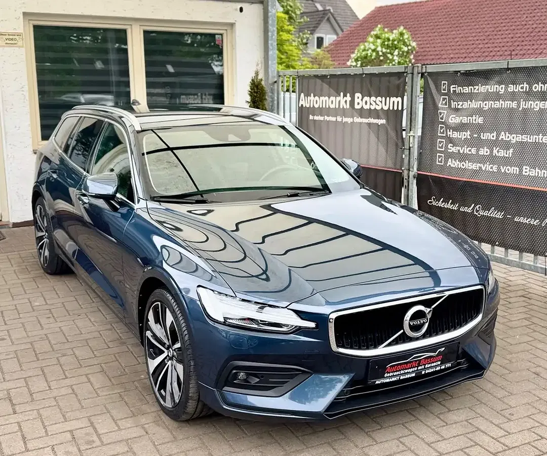 Volvo V60 - Thumbnail 4