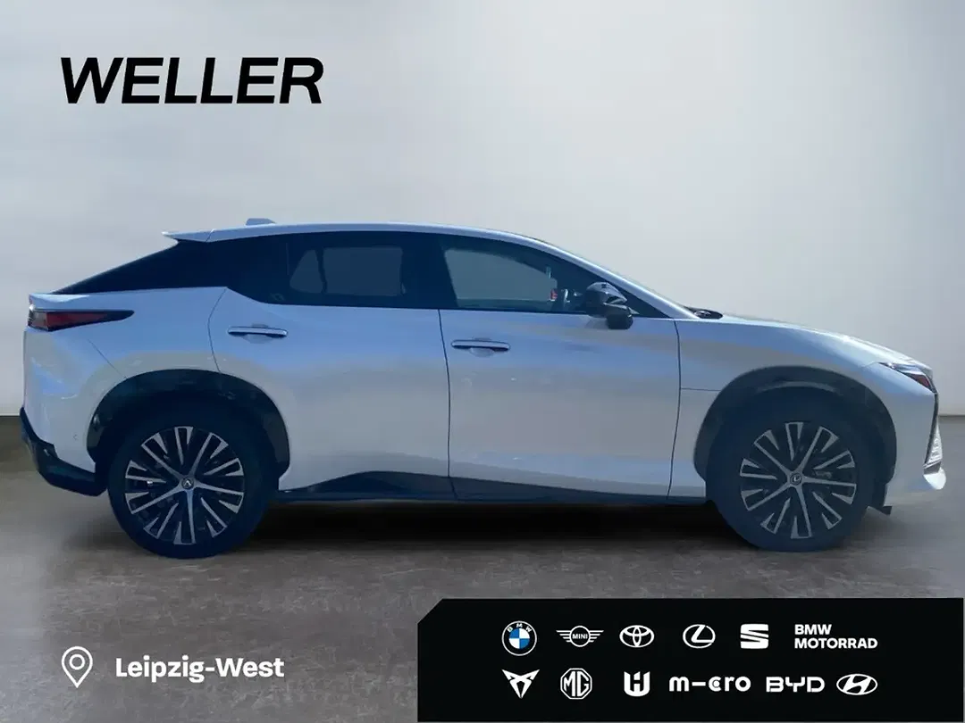 Lexus RZ - Thumbnail 10