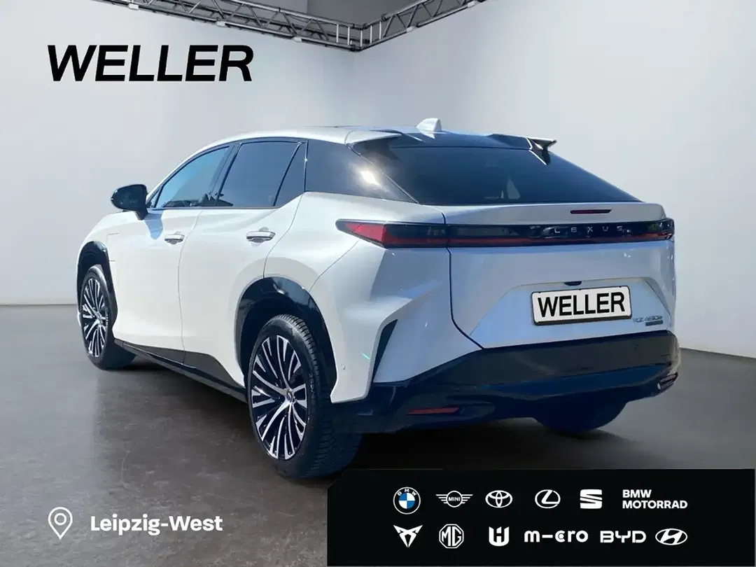 Lexus RZ - Thumbnail 7