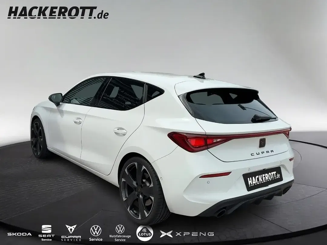 CUPRA Leon - Thumbnail 3