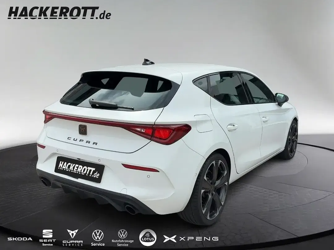 CUPRA Leon - Thumbnail 4
