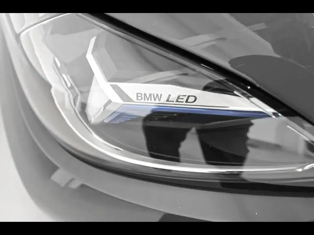 BMW M3 - Thumbnail 32