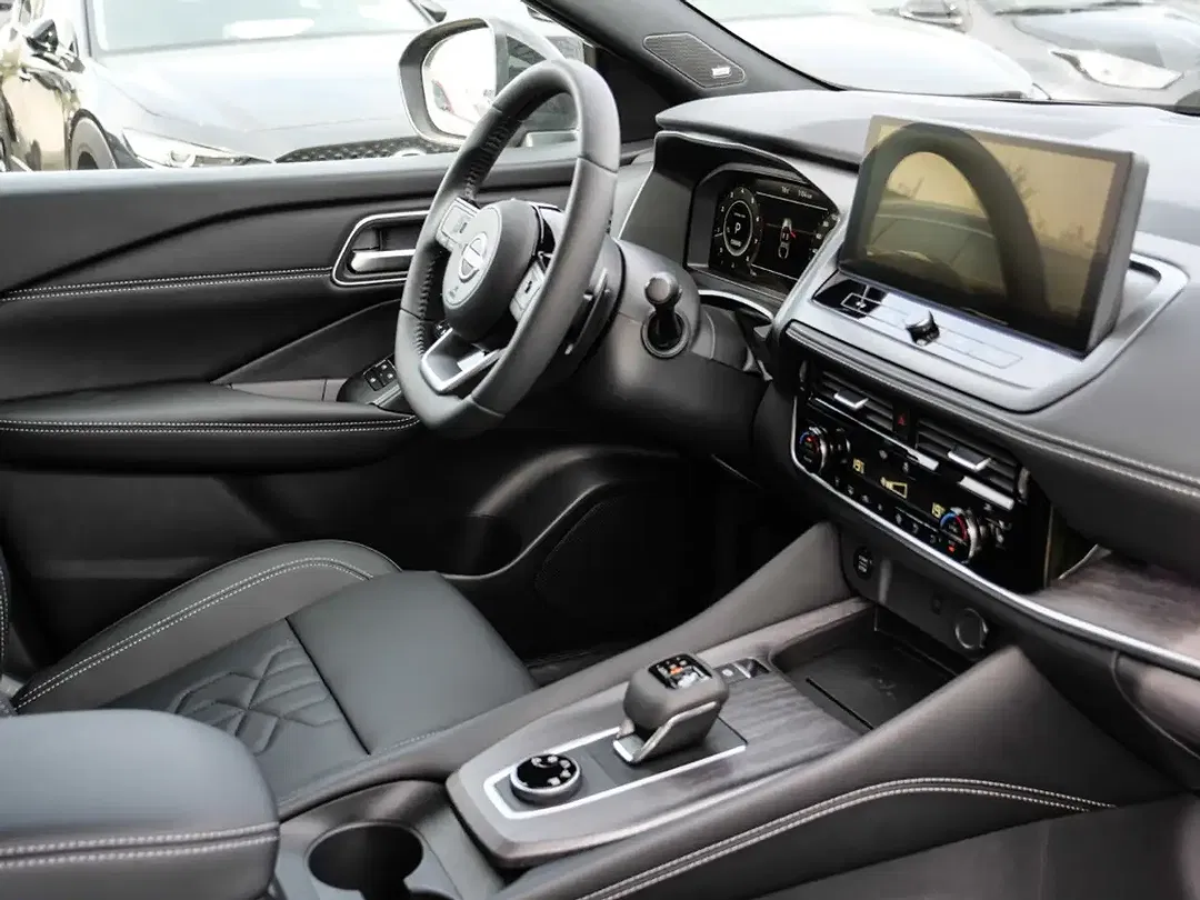 Nissan Qashqai - Thumbnail 12