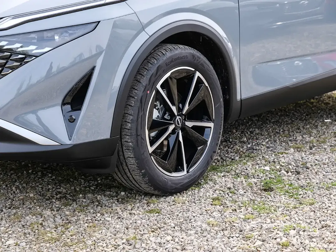 Nissan Qashqai - Thumbnail 3