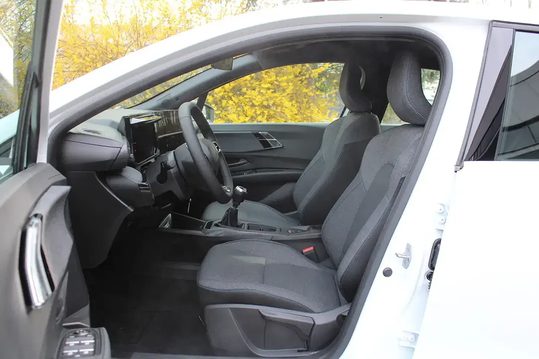 Renault Clio - Thumbnail 13