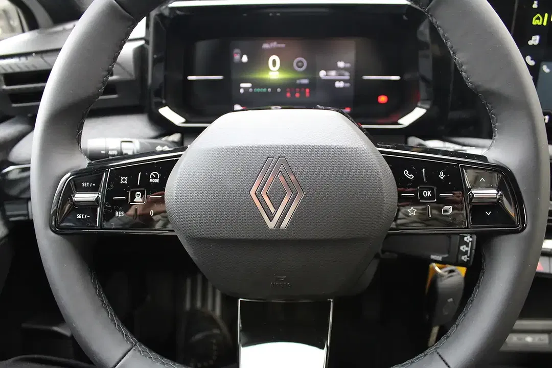 Renault Clio - Thumbnail 16