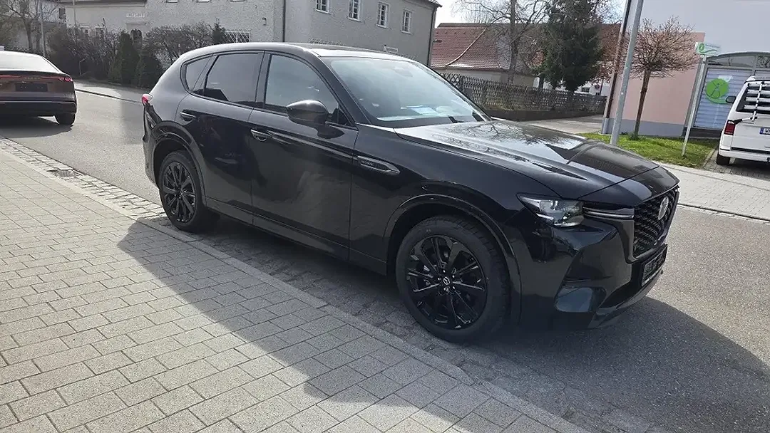 Mazda CX-60 - Thumbnail 3