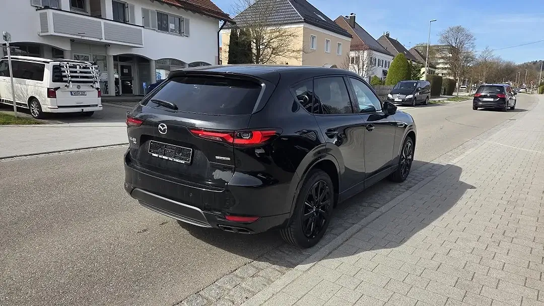 Mazda CX-60 - Thumbnail 4