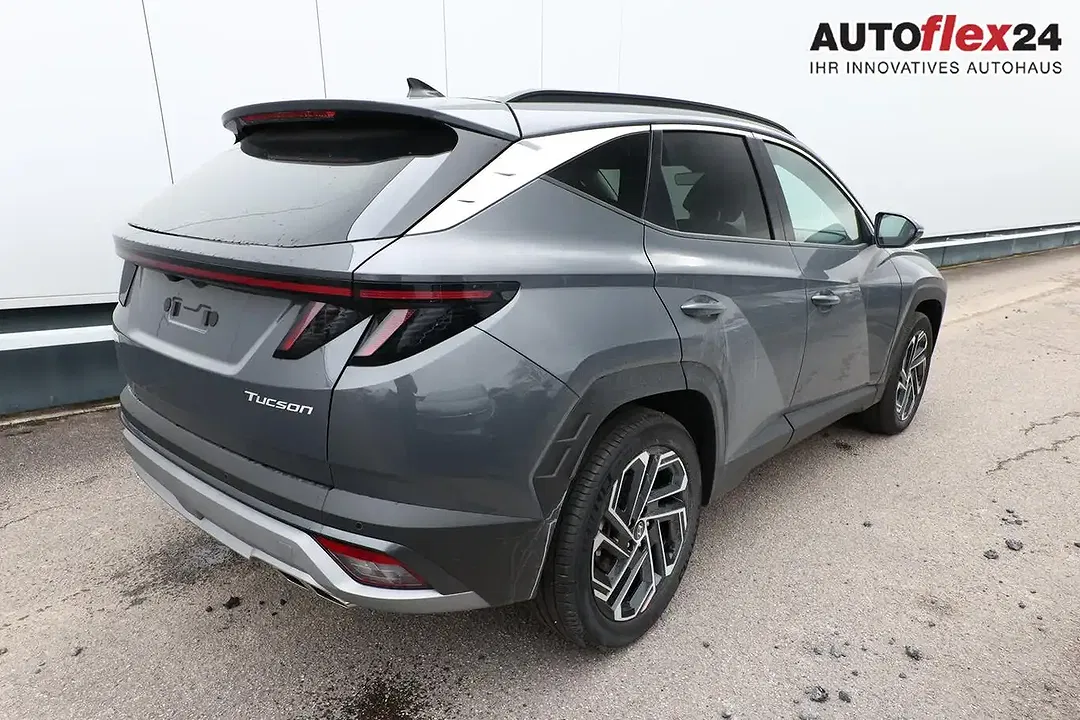 Hyundai TUCSON - Thumbnail 2