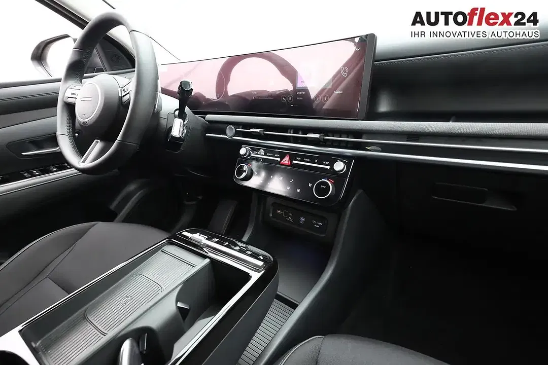 Hyundai TUCSON - Thumbnail 8