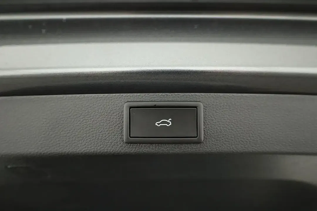 Skoda Karoq - Thumbnail 13