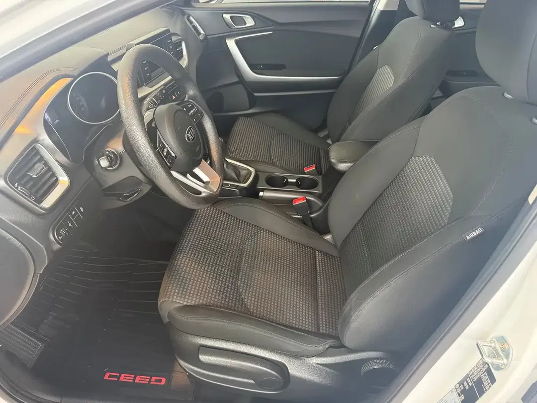 Kia Ceed / cee'd - Thumbnail 3