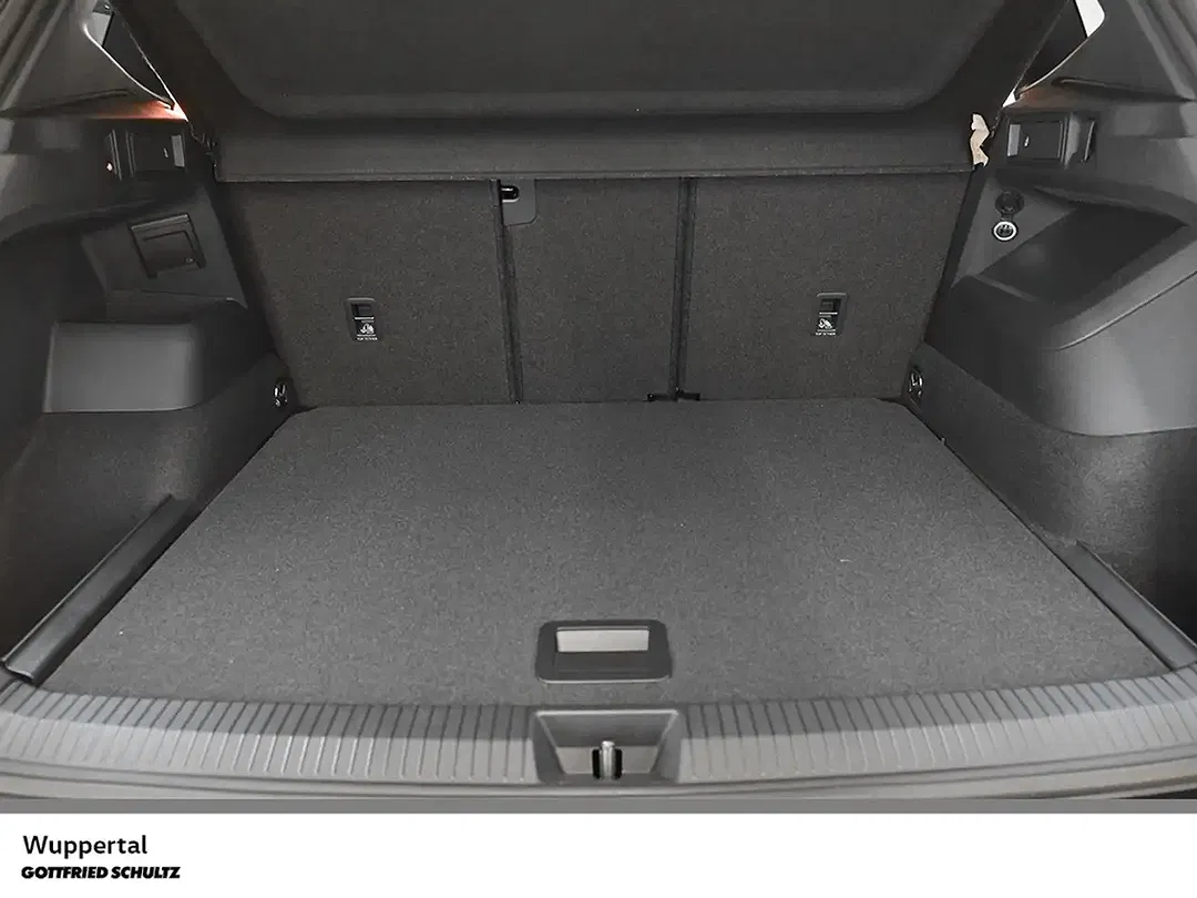 Volkswagen Tiguan - Thumbnail 9